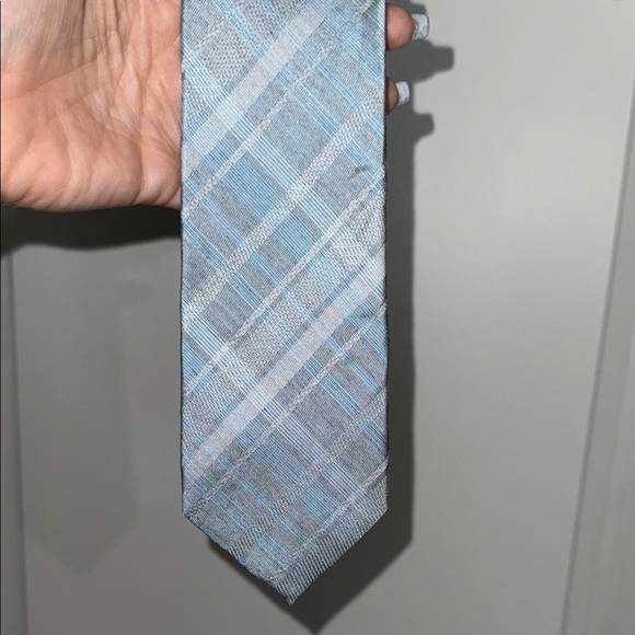 Calvin Klein Blue and White Plaid Tie for Formal Wear - Picture 1 of 5
